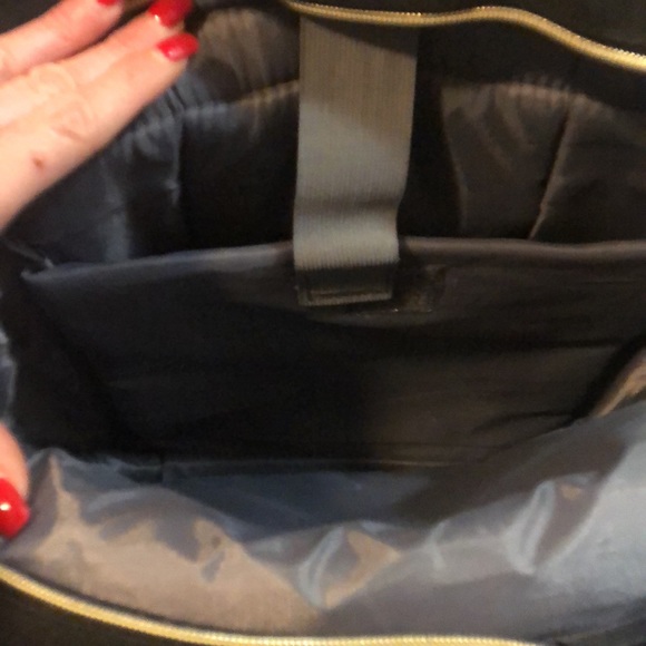 Back Pack Black. - Picture 3 of 6